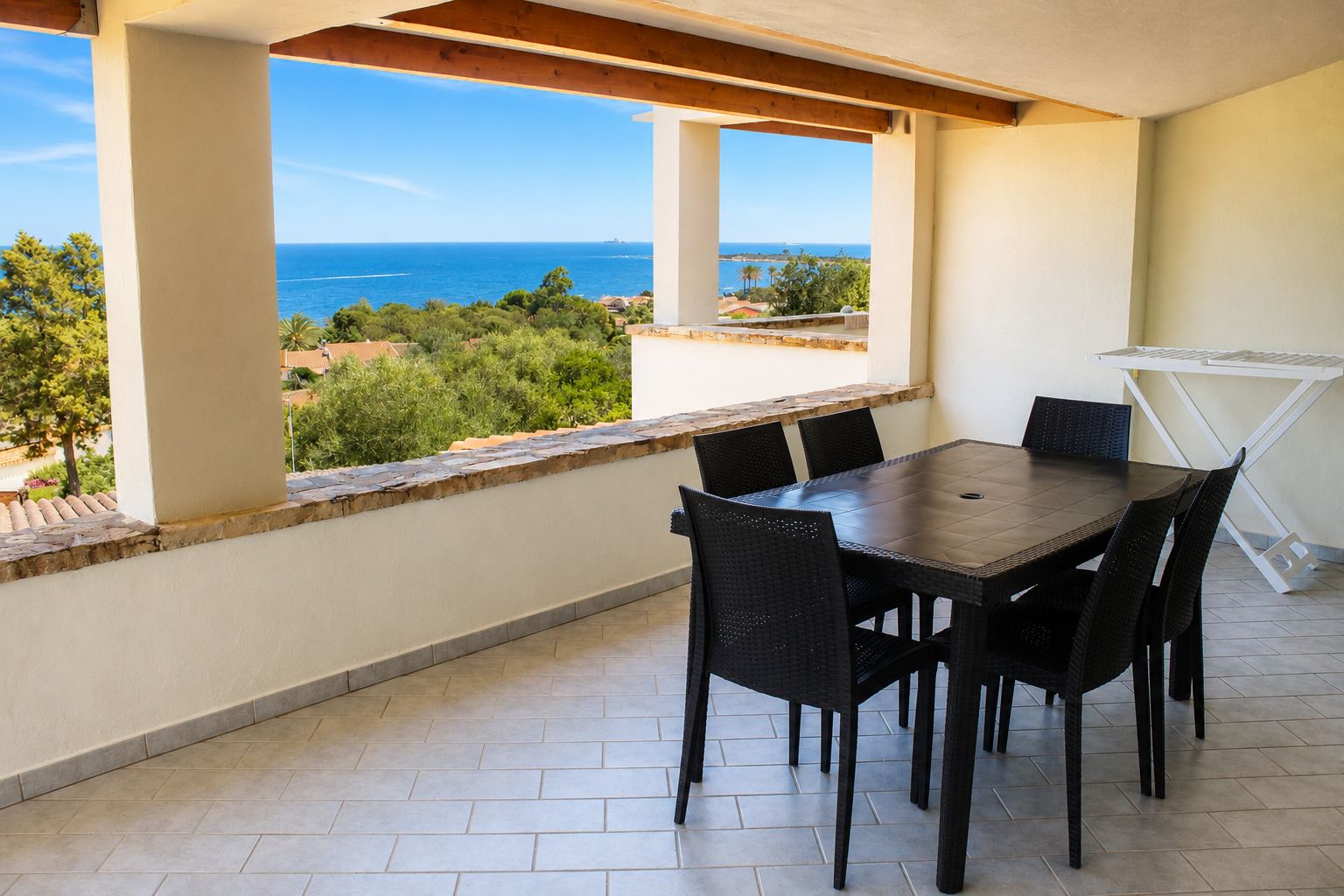 Veranda del trilocale con vista mare