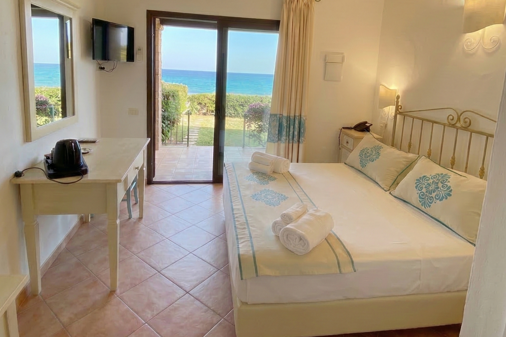 Galeria do Hotel L'Esagono
