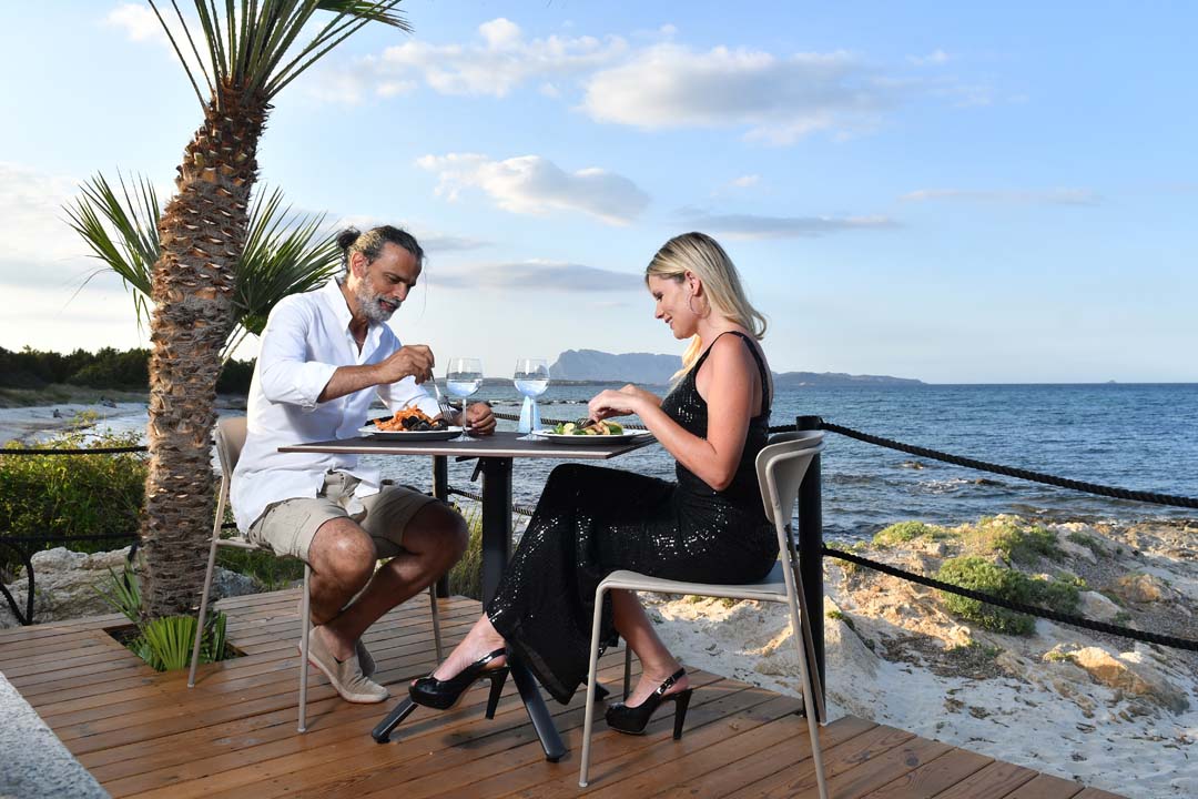 Restaurante à beira-mar no Hotel L'Esagono